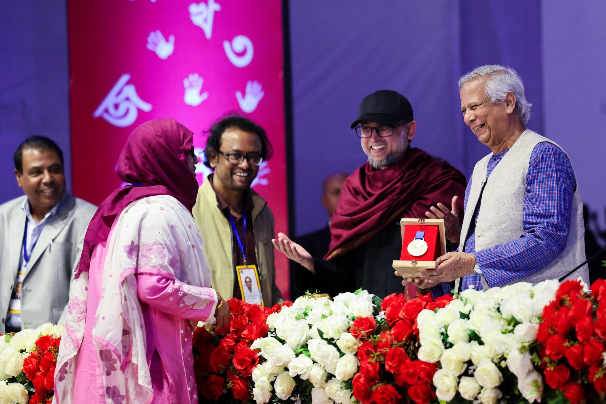 স্লাইড ৫